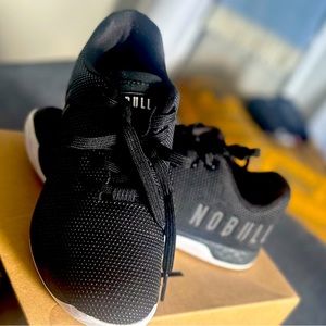 Women’s  black NOBULL trainers